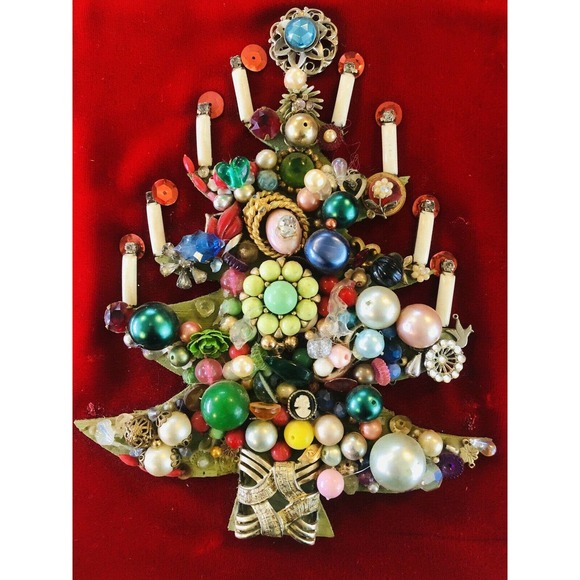 Vintage Jewelry Christmas Tree Collage Art Hand Crafted Assemblage￼ 8 X 10 - Picture 2 of 10